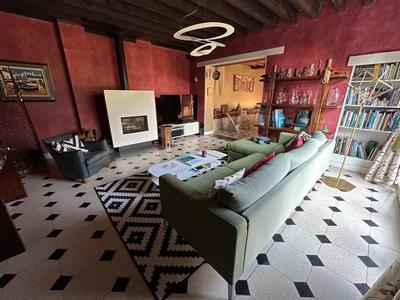 Maison - 200 m² - 6 pièces