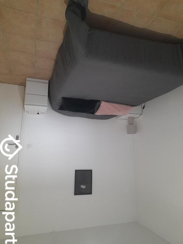 Chambre - 12 m² - 1 pièce