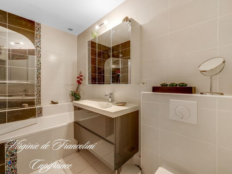 Maison - 195 m² - 7 pièces