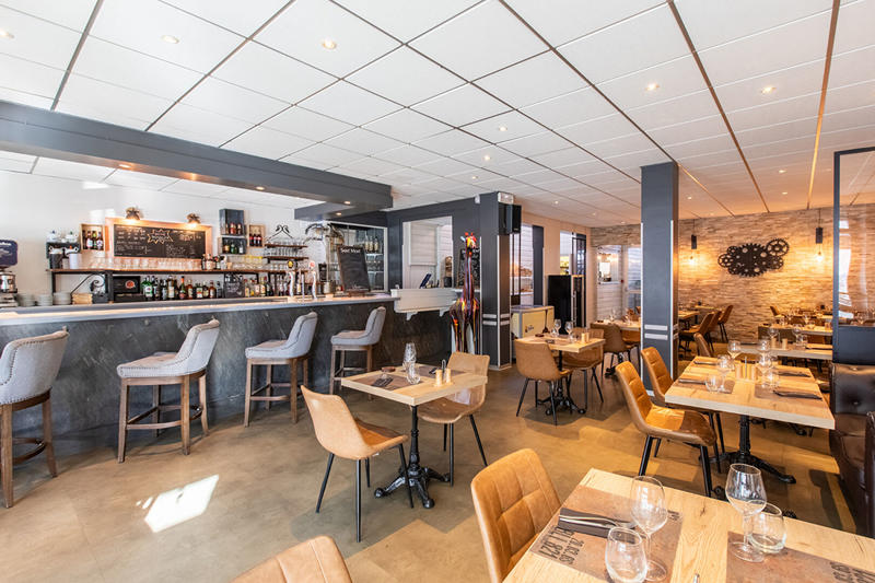 Immeuble - 96 m² - 12 pièces