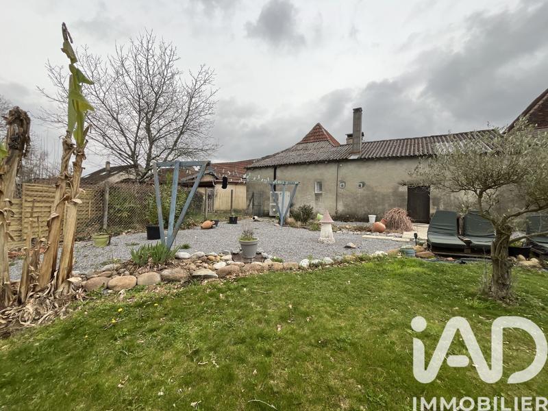 Maison - 140 m² - 5 pièces