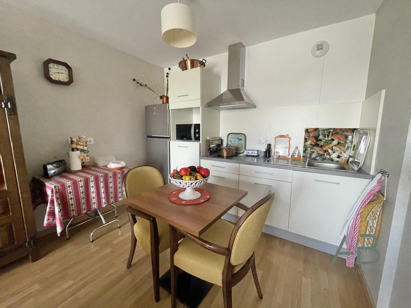 Appartement - 60 m² - 3 pièces