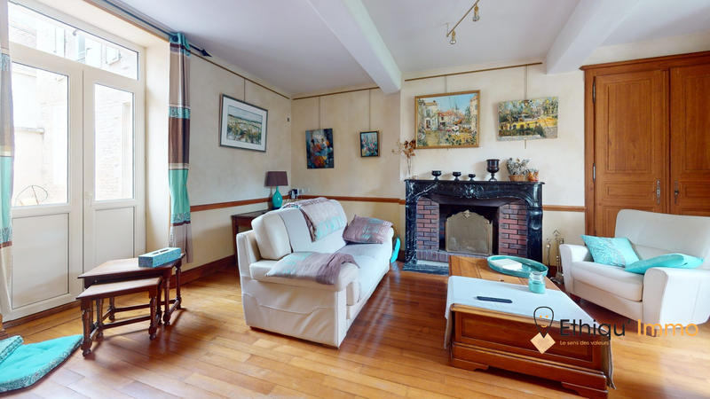 Maison - 314 m² - 10 pièces