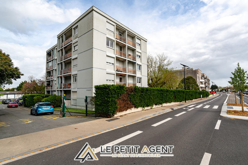 Appartement - 86 m² - 4 pièces