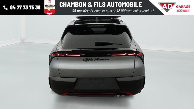 Alfa Romeo Junior 1.2 Ibrida 145 ch eDCT6 Speciale