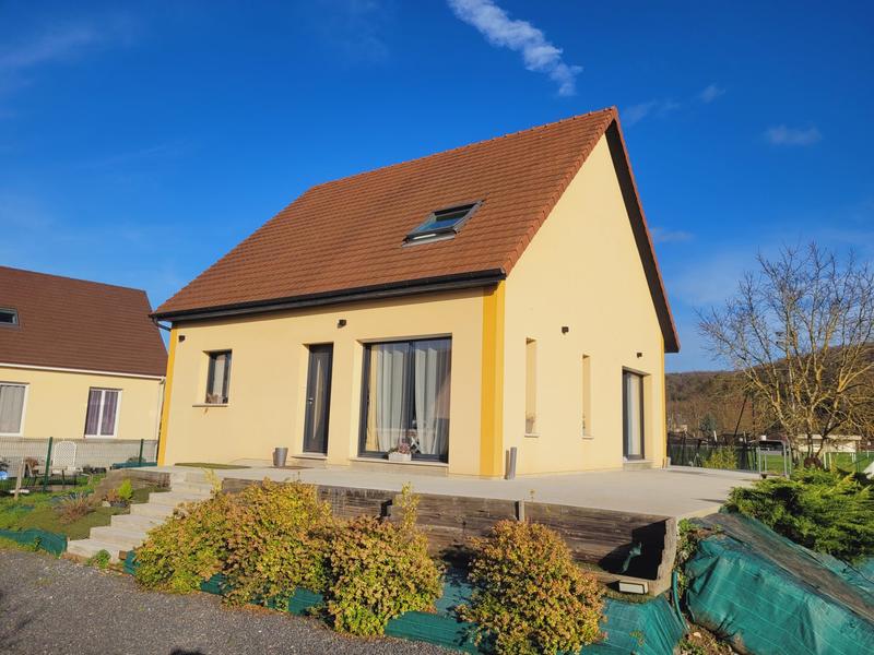 Maison - 106 m² - 4 pièces