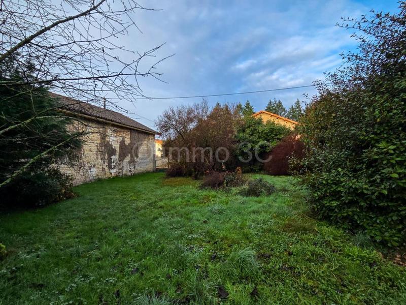 Maison en pierre - 102 m² - 5 pièces