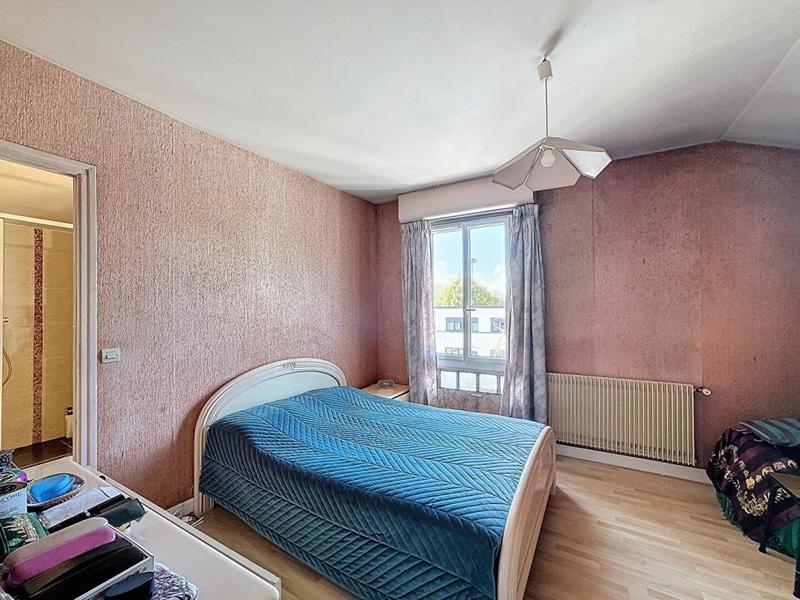 Maison - 101 m² - 5 pièces