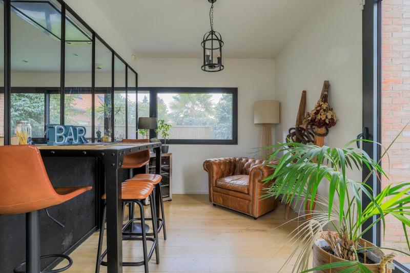 Maison - 170 m² - 5 pièces