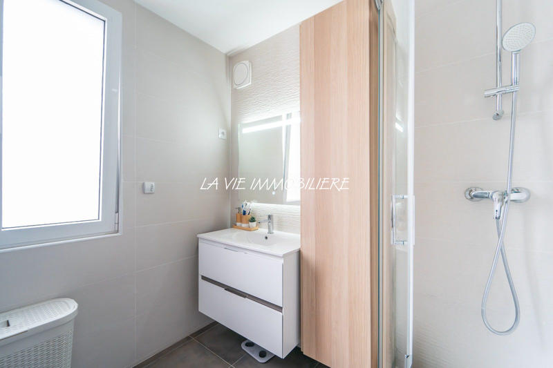 Maison - 121 m² - 4 pièces