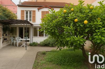 Maison - 137 m² - 4 pièces