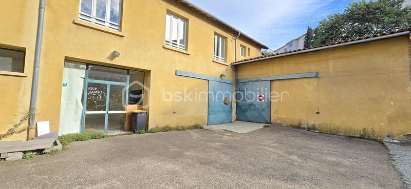 Immeuble - 115 m² - 1 pièce