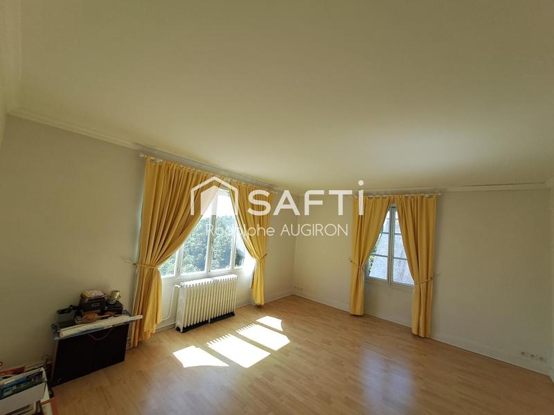 Villa - 304 m² - 10 pièces