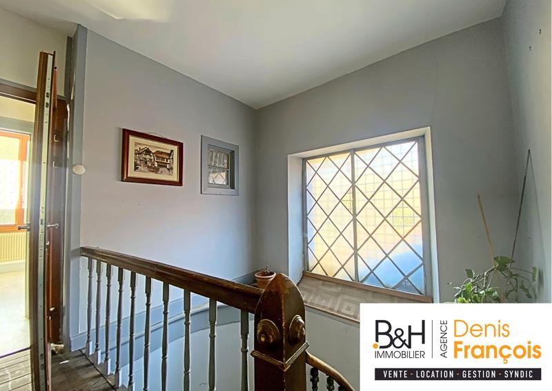 Maison - 380 m² - 18 pièces