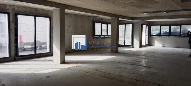 Local commercial - 169 m²