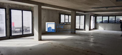 Local commercial - 169 m²