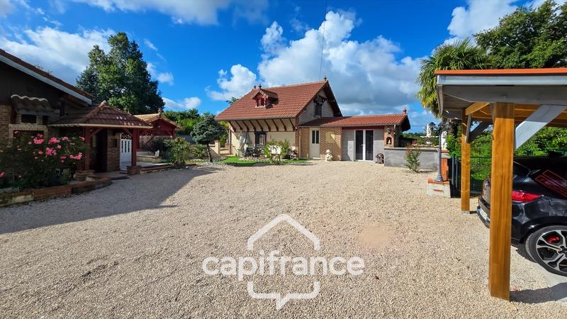 Maison - 185 m² - 10 pièces