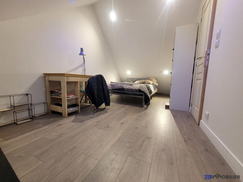 Maison ancienne - 126 m² - 8 pièces