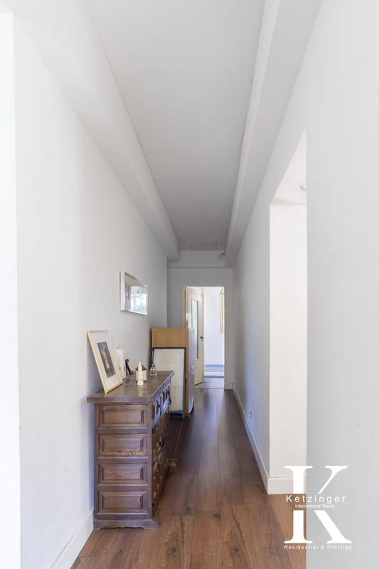 Appartement - 126 m² - 6 pièces