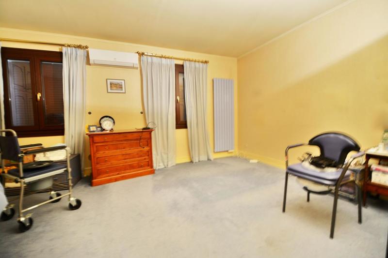 Maison - 96 m² - 5 pièces