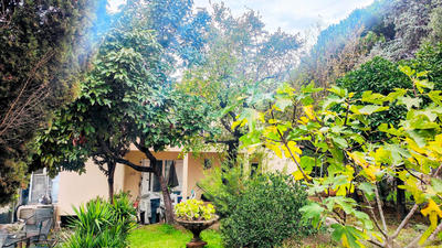 Villa - 218 m² - 8 pièces