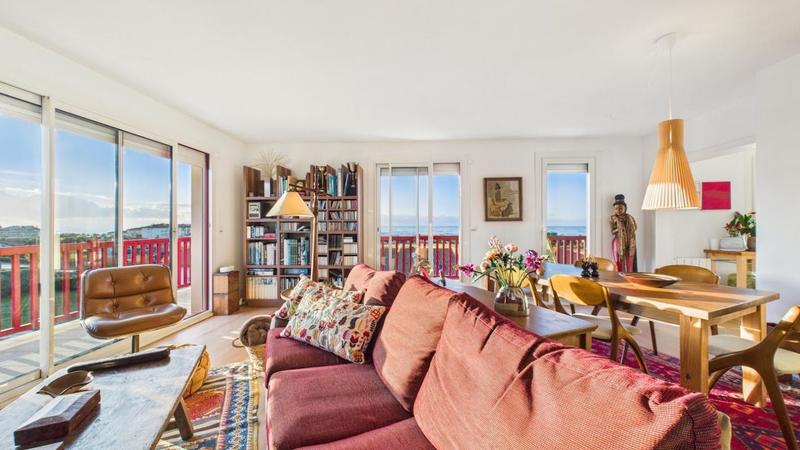 Duplex - 137 m² - 5 pièces