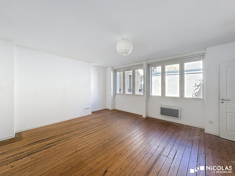 Appartement - 82 m² - 3 pièces