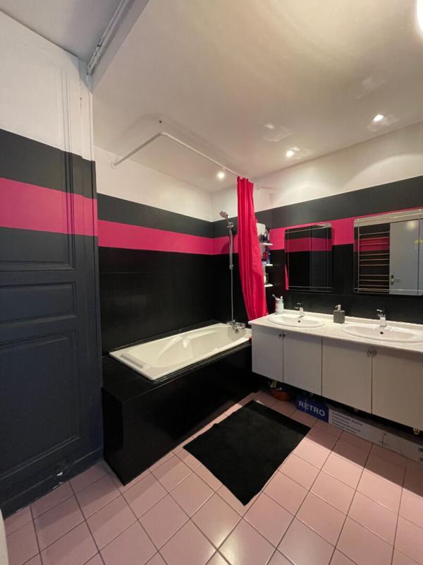 Appartement - 82 m² - 3 pièces