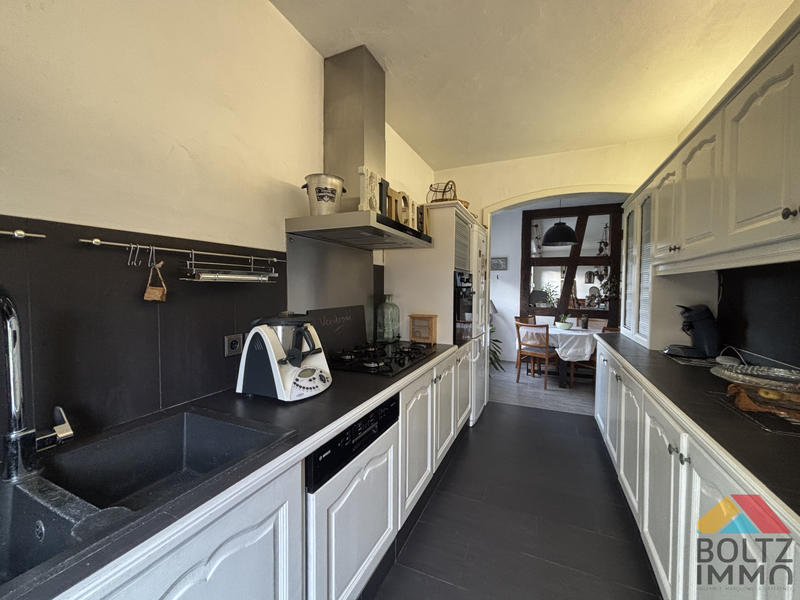 Maison - 266 m² - 8 pièces