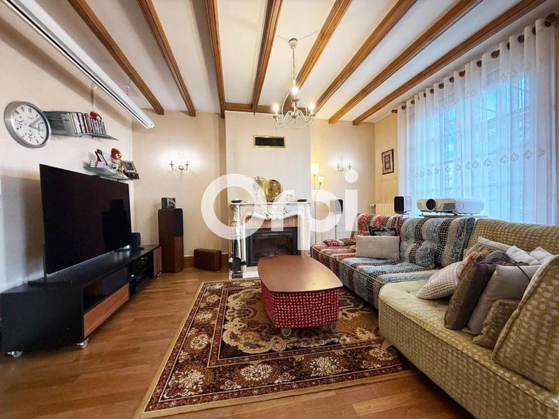 Maison - 160 m² - 7 pièces