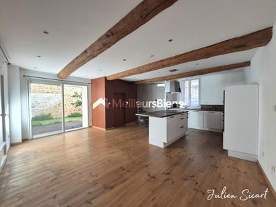 Maison - 88 m² - 4 pièces