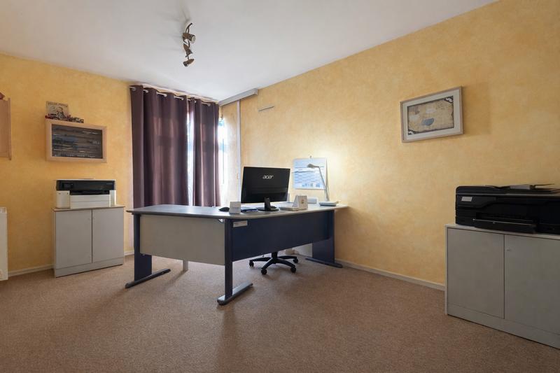 Maison - 183 m² - 7 pièces