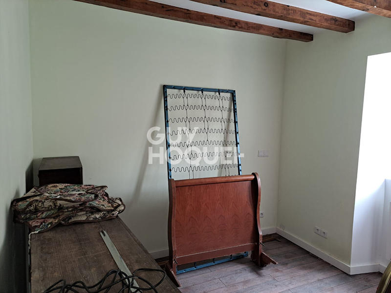 Maison - 242 m² - 8 pièces