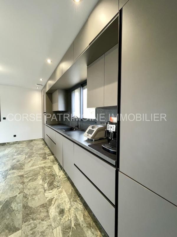 Maison - 145 m² - 7 pièces