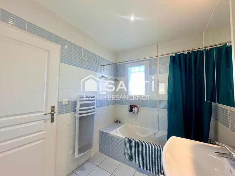 Maison - 96 m² - 4 pièces