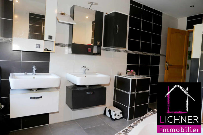 Maison - 150 m² - 6 pièces