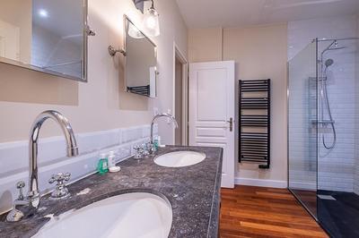 Immeuble - 170 m² - 7 pièces