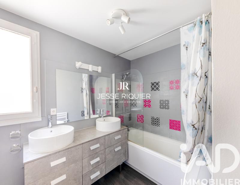 Maison - 97 m² - 4 pièces