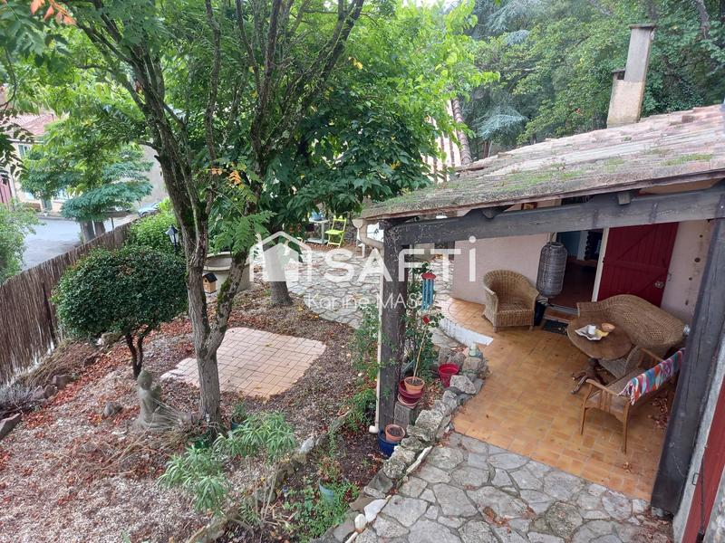 Maison - 121 m² - 7 pièces