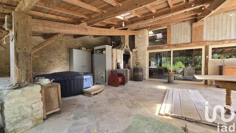 Maison - 203 m² - 6 pièces