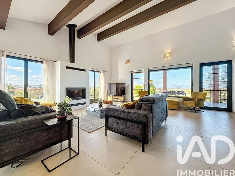 Maison - 185 m² - 7 pièces