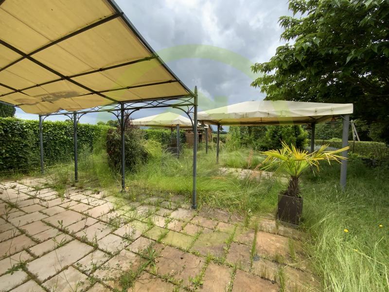 Maison - 540 m² - 20 pièces