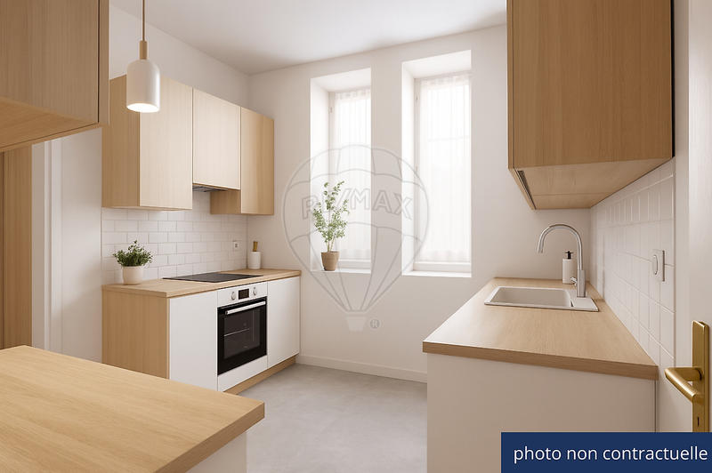 Maison - 170 m² - 8 pièces