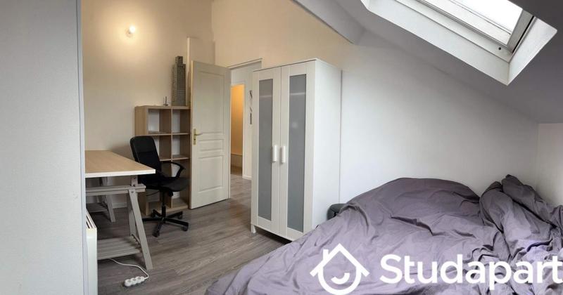 Chambre - 11 m² - 1 pièce