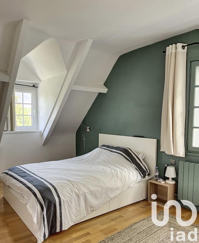 Maison de maîtres - 350 m² - 8 pièces