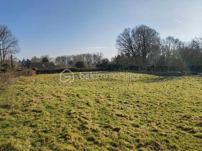 Terrain constructible - 1 195 m²