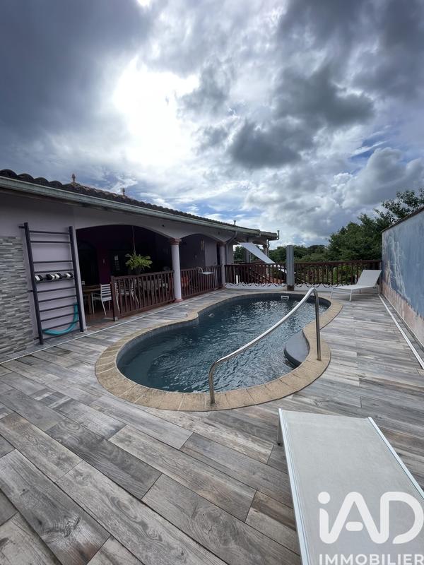 Maison - 120 m² - 5 pièces