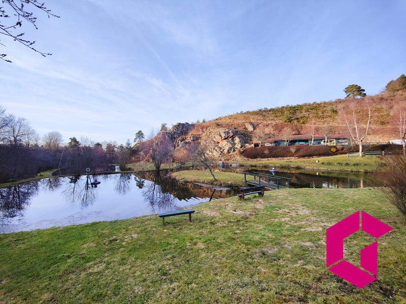 Maison - 180 m² - 7 pièces