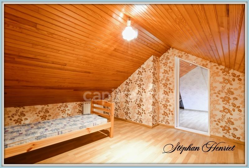 Maison - 156 m² - 8 pièces