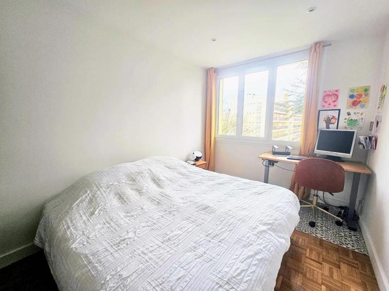 Appartement - 90 m² - 4 pièces